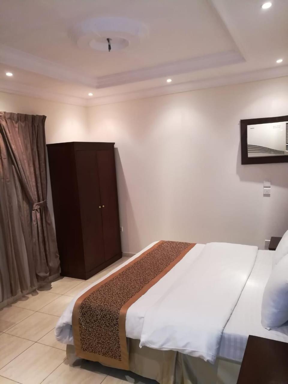 Leen Serviced Apartments Джеда Екстериор снимка